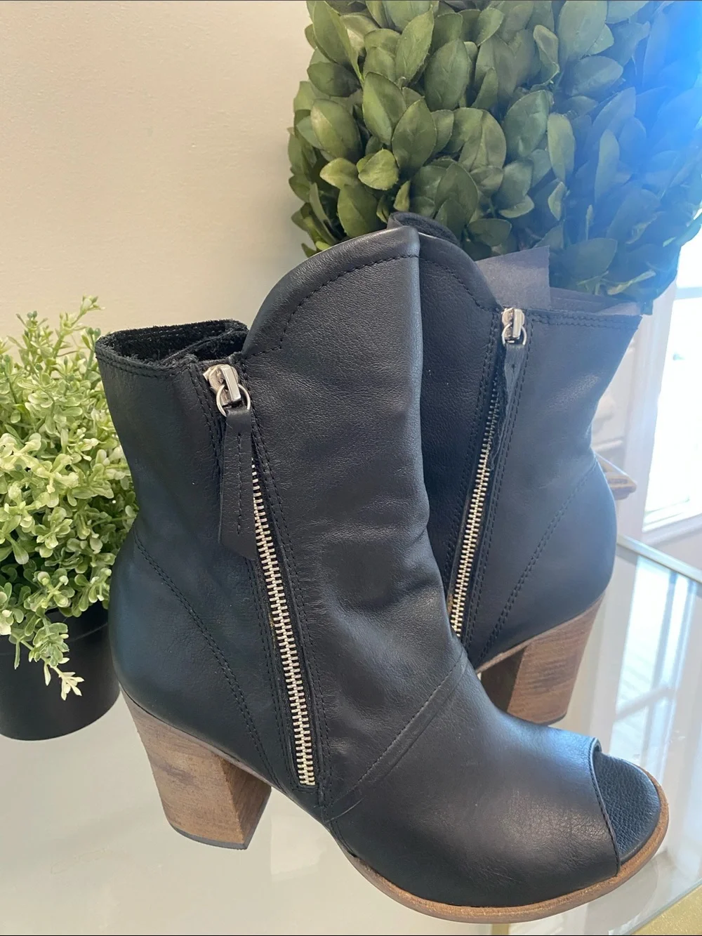 Matisse Black Leather Open-Toe Zip Ankle Booties with Wood Block Heel